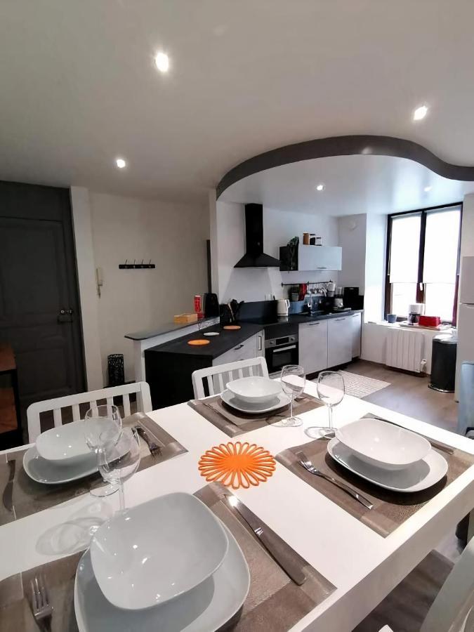 Grand Appartement 2 Chambres Avec Fibre Et Netflix Белфор Екстериор снимка