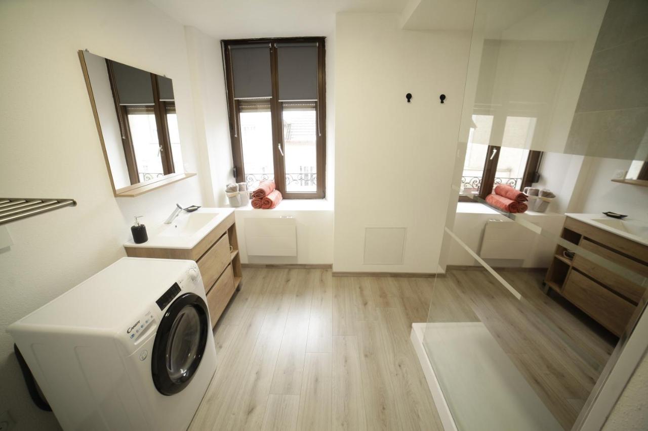 Grand Appartement 2 Chambres Avec Fibre Et Netflix Белфор Екстериор снимка